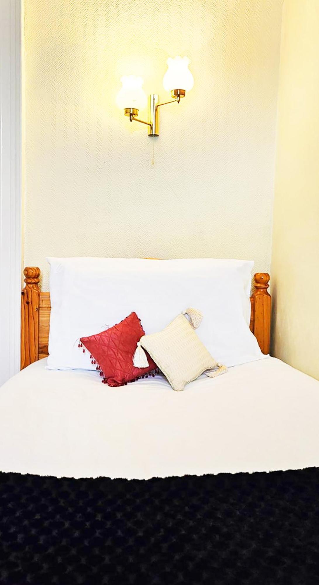 The Falls - Value At Aultnagar Estate Homestay